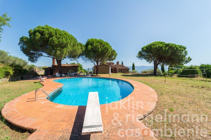 Image No.12-3 Bed Country House for sale