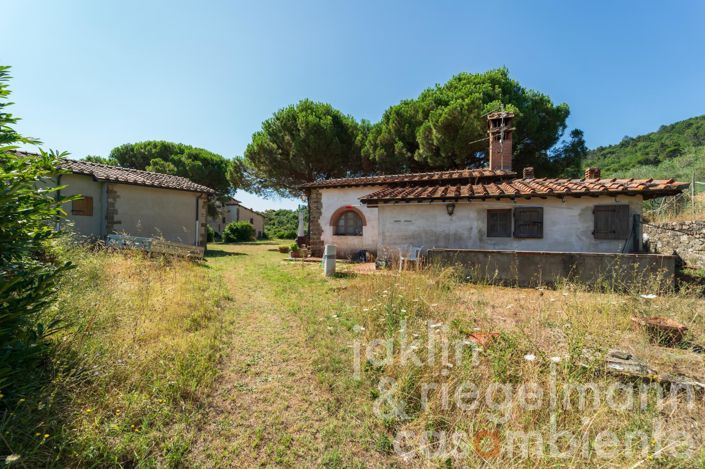 Image No.15-3 Bed Country House for sale