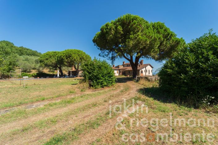 Image No.2-3 Bed Country House for sale