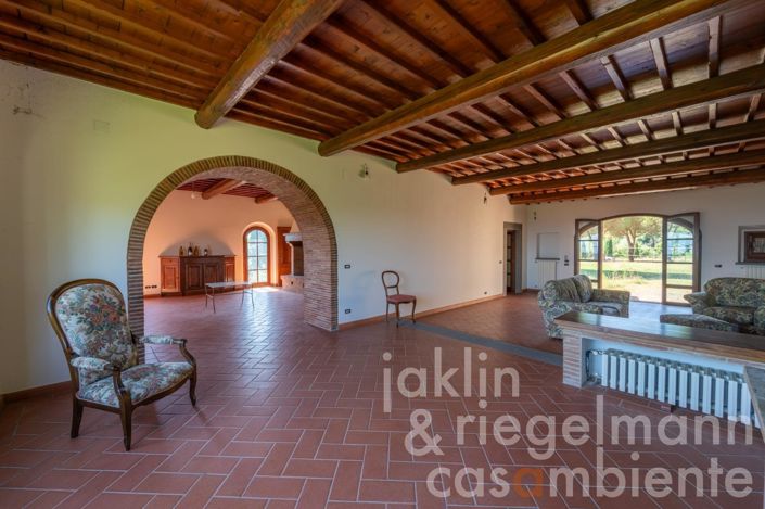 Image No.23-3 Bed Country House for sale