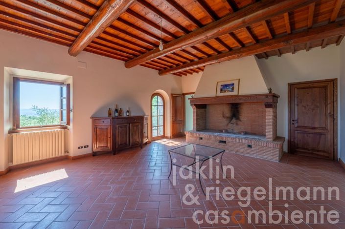 Image No.25-3 Bed Country House for sale