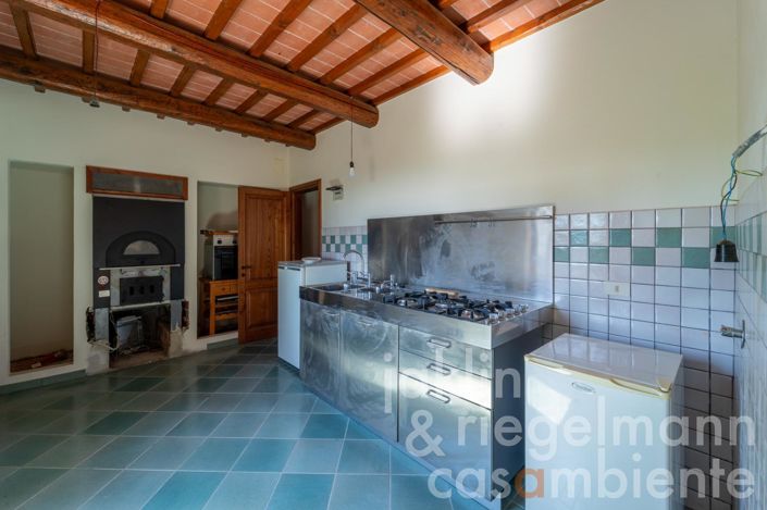 Image No.29-3 Bed Country House for sale