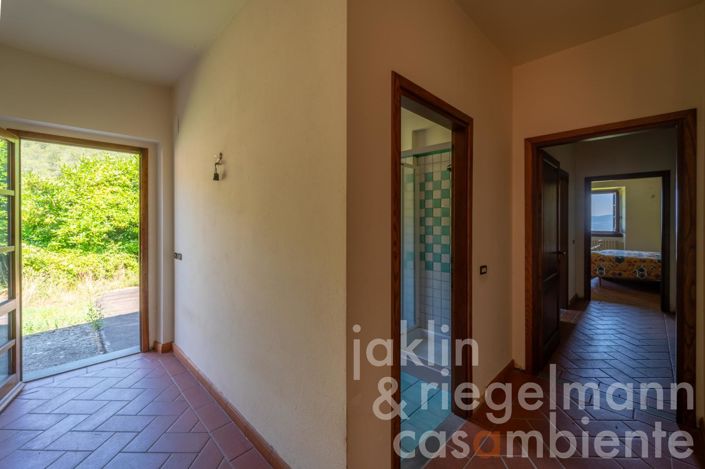 Image No.30-3 Bed Country House for sale