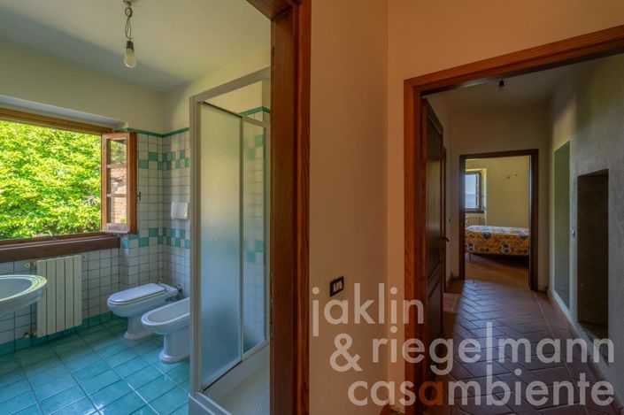 Image No.31-3 Bed Country House for sale