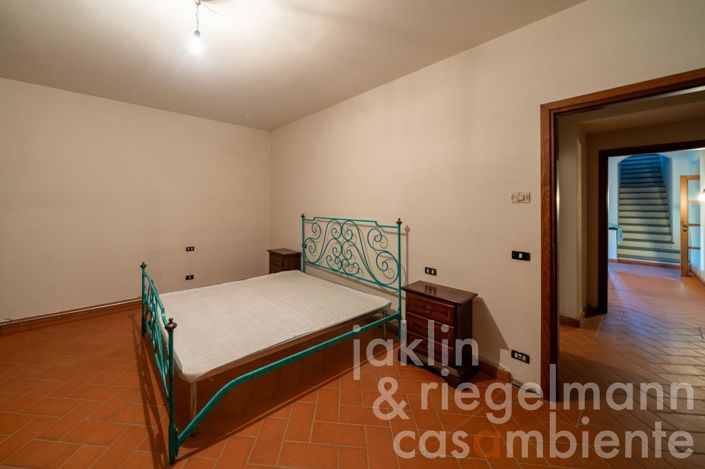 Image No.35-3 Bed Country House for sale