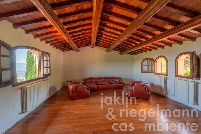 Image No.38-3 Bed Country House for sale