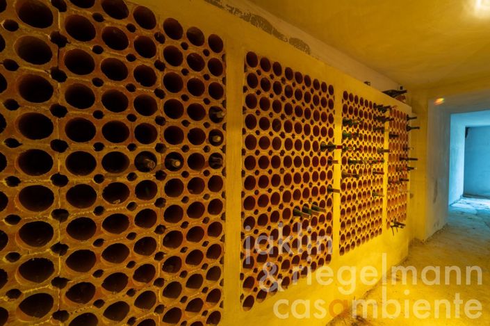 Image No.42-3 Bed Country House for sale