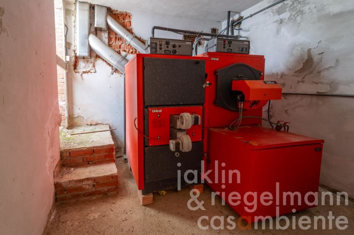 Image No.43-3 Bed Country House for sale