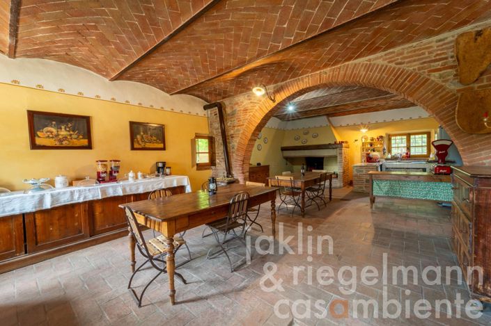 Image No.24-9 Bed Country House for sale