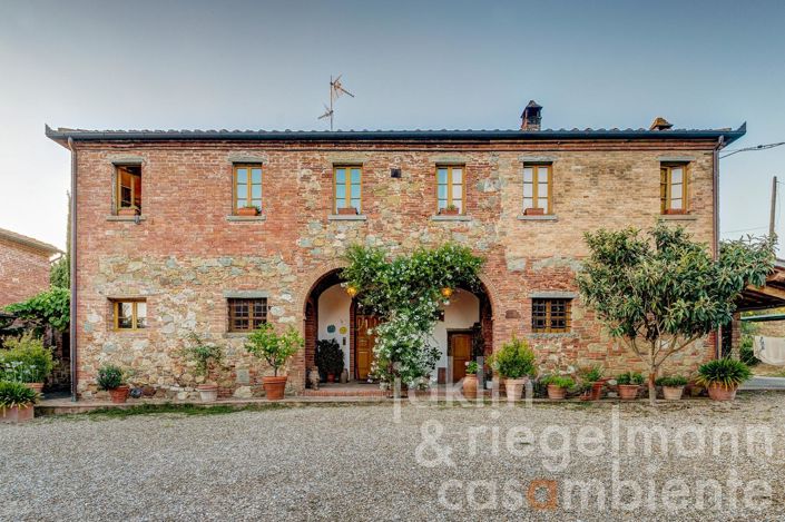 Image No.3-9 Bed Country House for sale