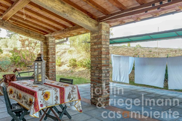 Image No.7-9 Bed Country House for sale