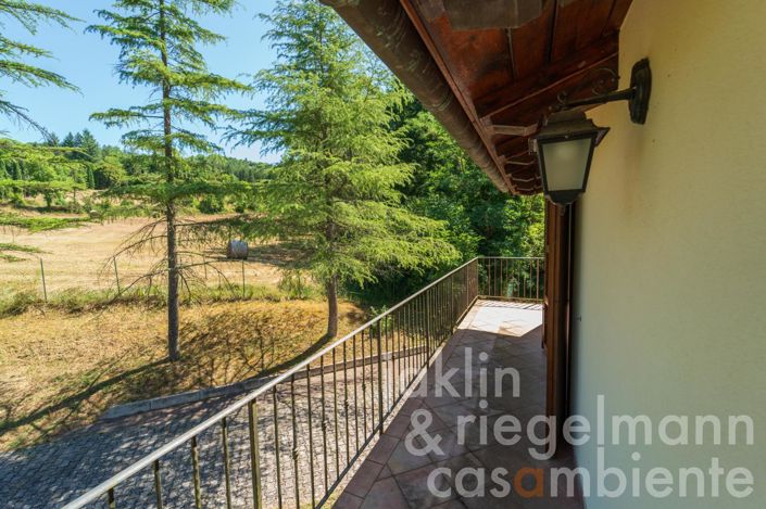 Image No.8-Maison de campagne de 4 chambres à vendre à Arezzo