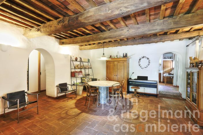 Image No.19-4 Bed Country House for sale