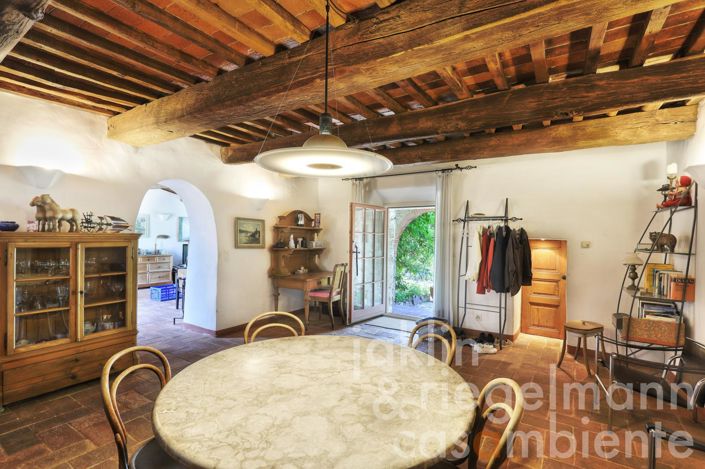 Image No.20-4 Bed Country House for sale