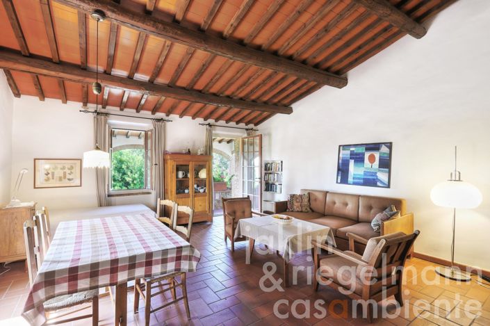 Image No.31-4 Bed Country House for sale