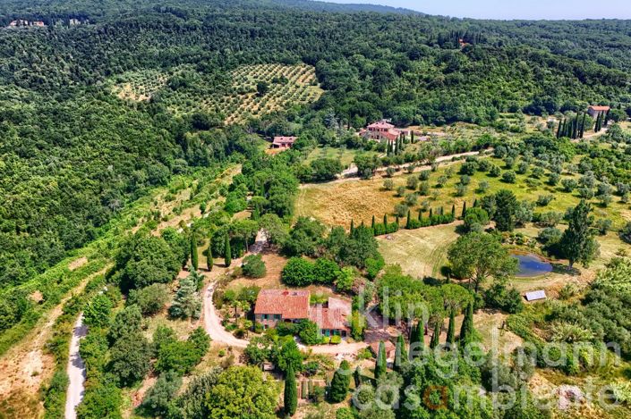 Image No.6-4 Bed Country House for sale