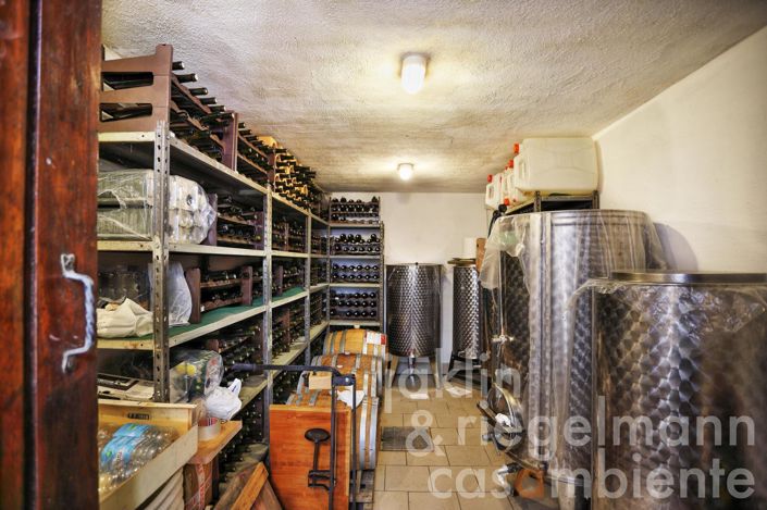 Image No.24-4 Bed Country House for sale