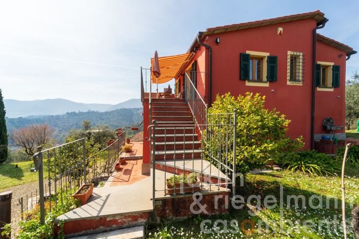 Image No.16-5 Bed Country House for sale