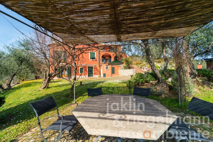 Image No.31-5 Bed Country House for sale