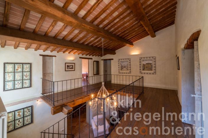 Image No.41-5 Bed Country House for sale