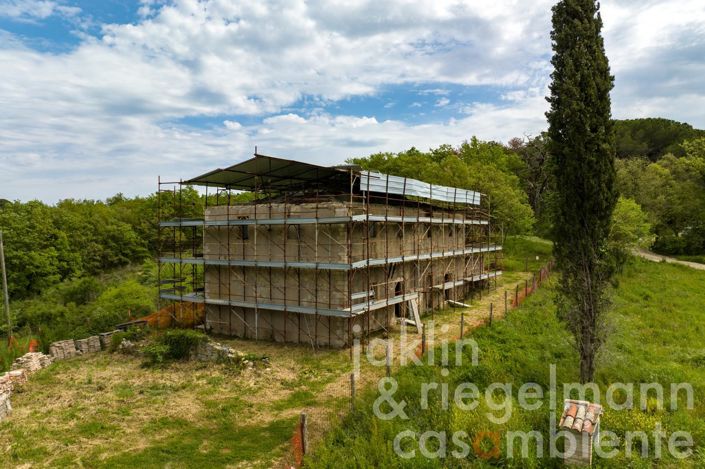 Image No.10-4 Bed Country House for sale