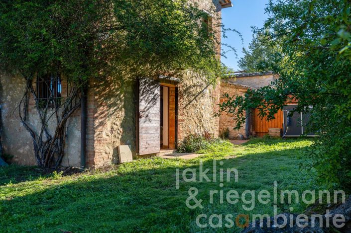 Image No.12-5 Bed Country House for sale