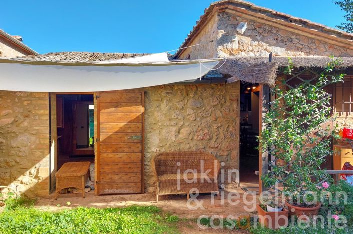 Image No.19-5 Bed Country House for sale