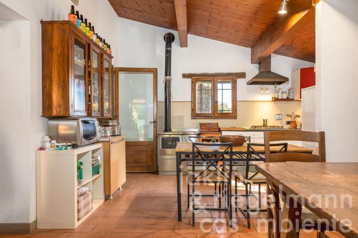 Image No.33-5 Bed Country House for sale