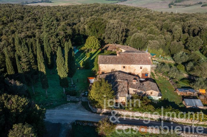 Image No.7-5 Bed Country House for sale