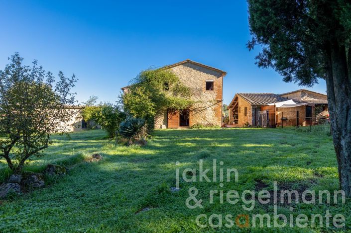 Image No.9-5 Bed Country House for sale