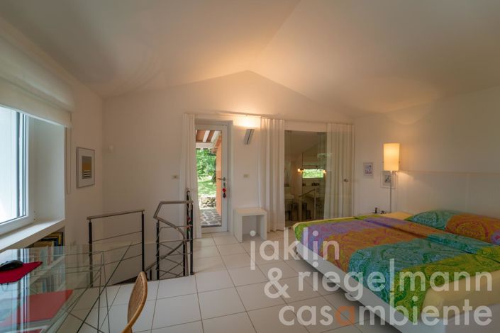 Image No.21-2 Bed Country House for sale