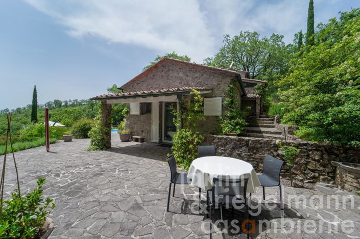 Image No.28-2 Bed Country House for sale