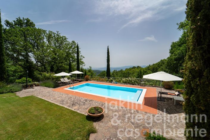 Image No.43-2 Bed Country House for sale