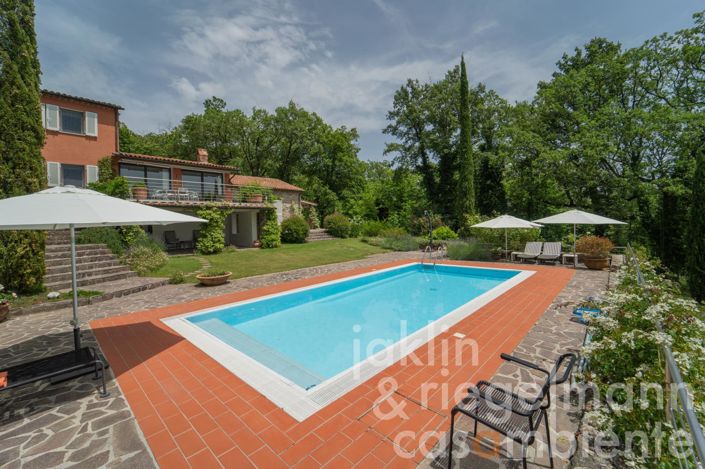 Image No.45-2 Bed Country House for sale