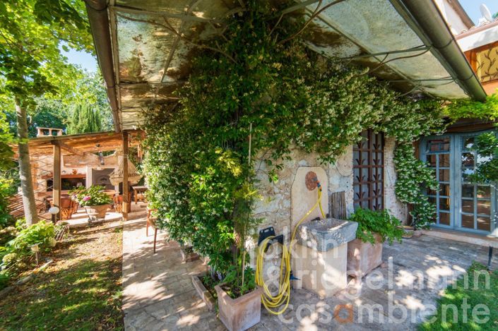 Image No.12-5 Bed Country House for sale