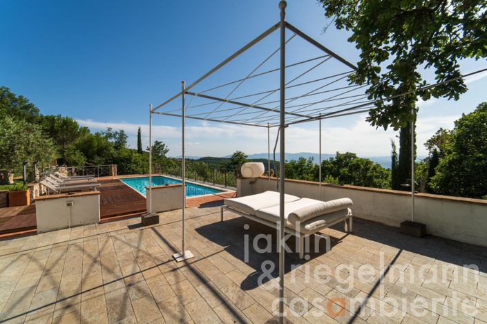 Image No.60-5 Bed Country House for sale