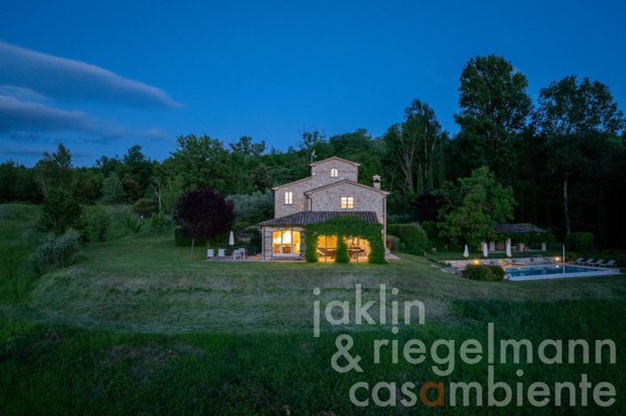 Image No.22-5 Bed Country House for sale