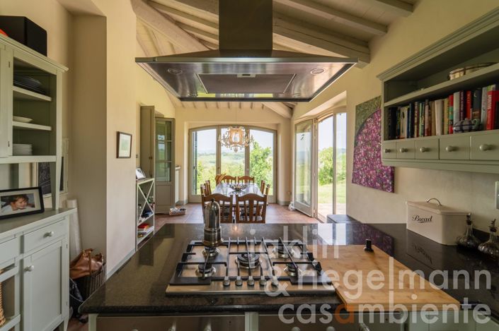 Image No.36-5 Bed Country House for sale