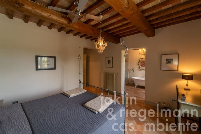 Image No.45-5 Bed Country House for sale