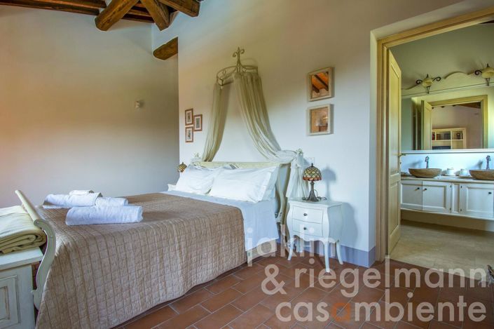 Image No.28-6 Bed Country House for sale