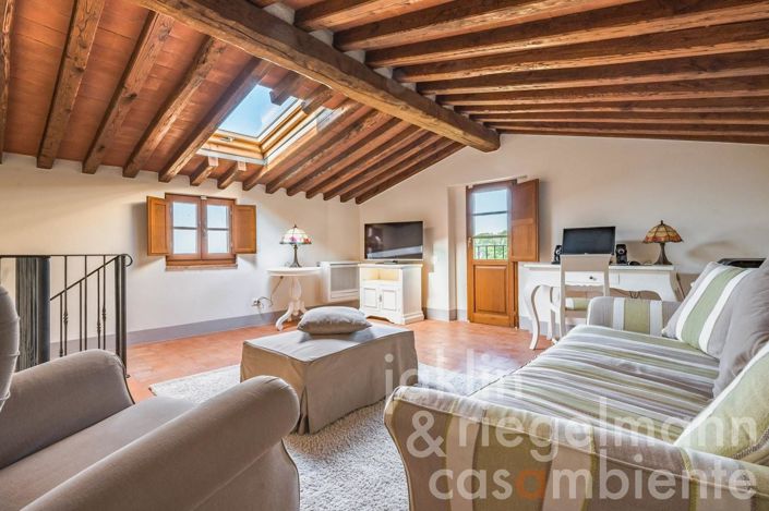 Image No.32-6 Bed Country House for sale