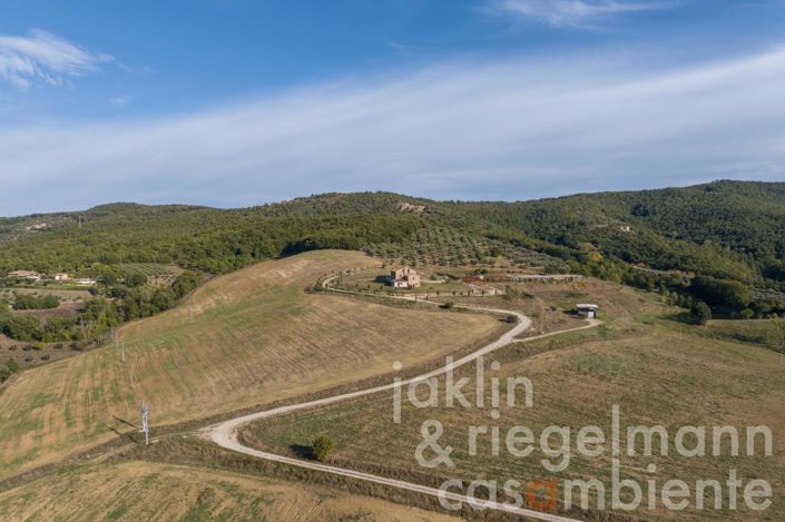 Image No.12-8 Bed Farmhouse for sale