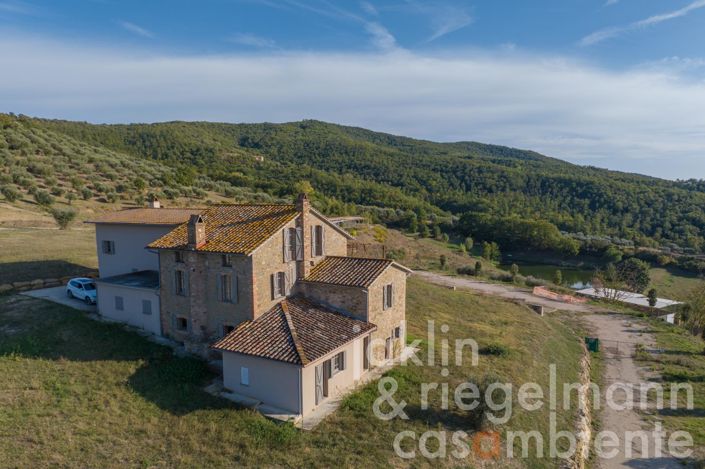 Image No.21-8 Bed Farmhouse for sale