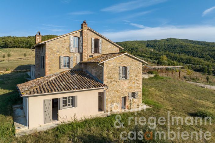 Image No.28-8 Bed Farmhouse for sale