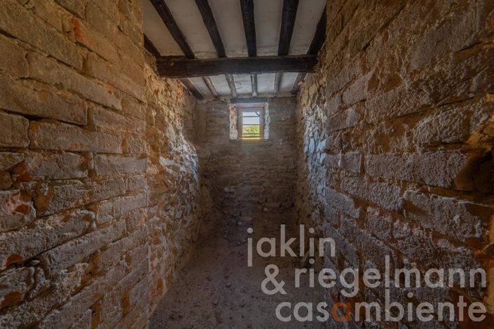 Image No.31-8 Bed Farmhouse for sale