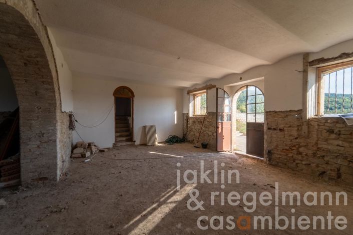 Image No.34-8 Bed Farmhouse for sale