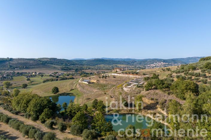 Image No.5-8 Bed Farmhouse for sale