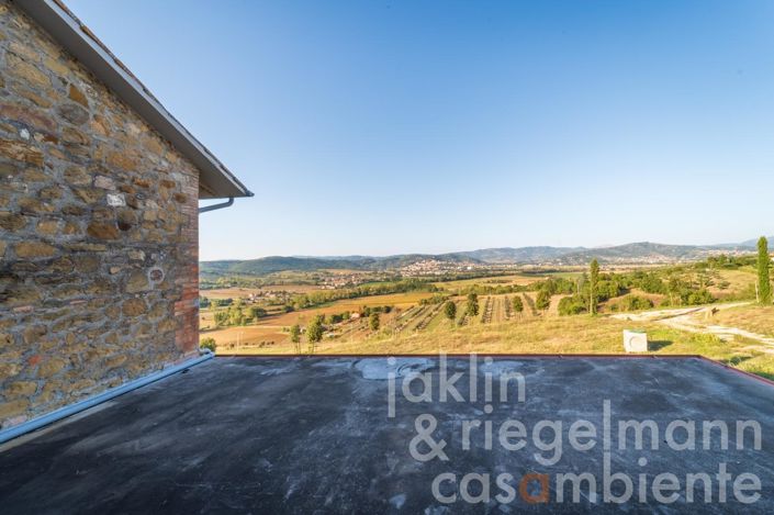 Image No.46-8 Bed Farmhouse for sale