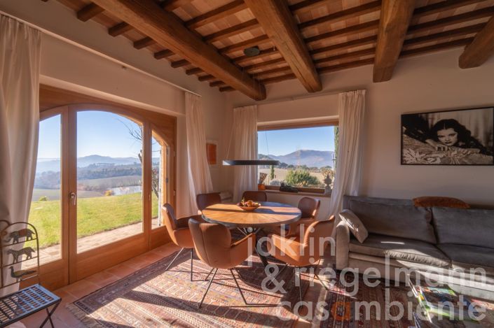 Image No.17-5 Bed Country House for sale