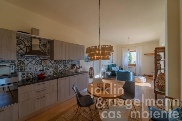 Image No.35-5 Bed Country House for sale